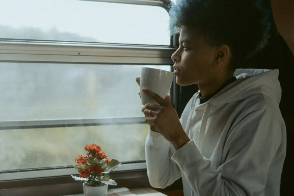 Essential Tips for Aspiring Female Digital Nomads: Where to Start